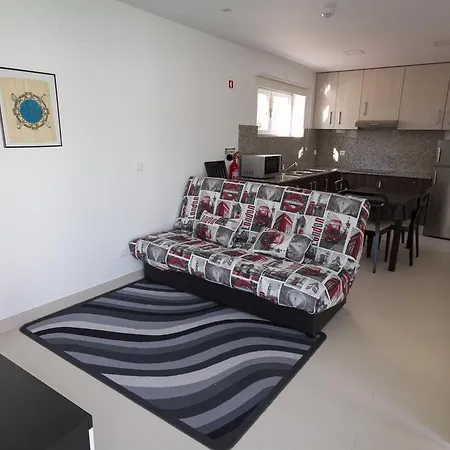 Peralux Pensionat Pêra