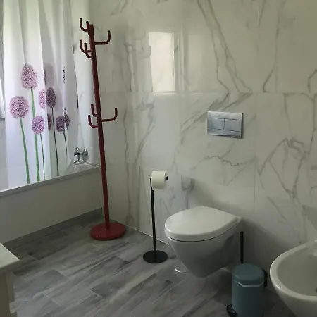 Peralux Guest house