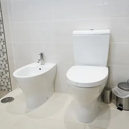 Peralux Guest house Pera