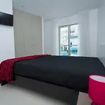 Peralux פרה